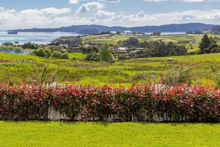 Photo of property in 604 Mahurangi East Road, Mahurangi East, Warkworth, 0982