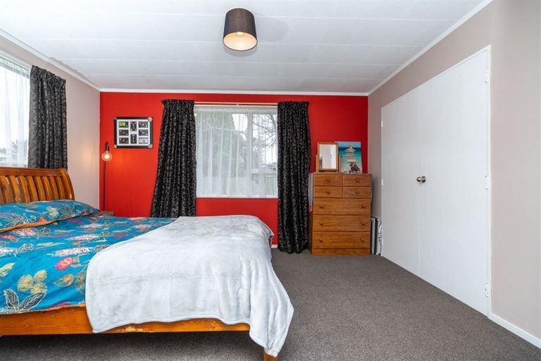 Photo of property in 15a Urlich Avenue, Melville, Hamilton, 3206