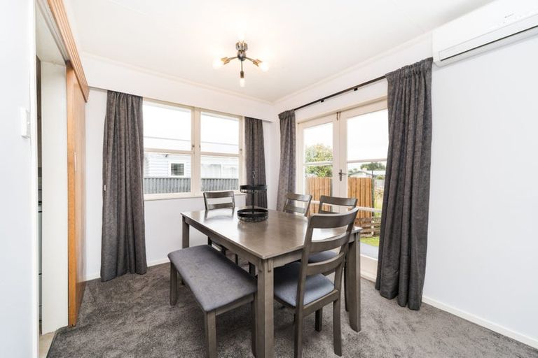 Photo of property in 35 Karamea Crescent, Kelvin Grove, Palmerston North, 4414