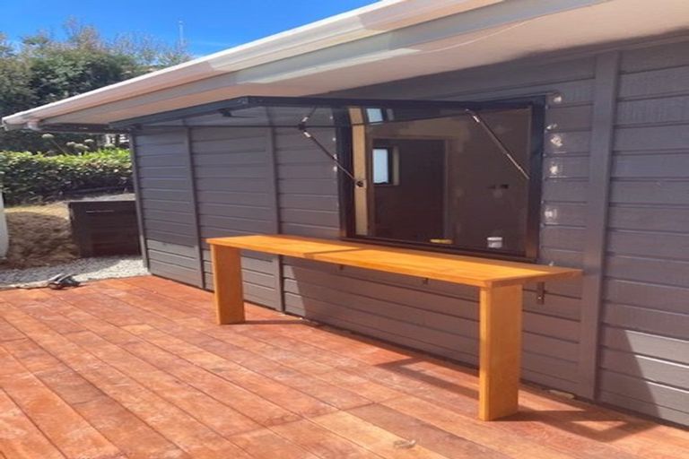 Photo of property in 2 Eveline Street, Mangawhai Heads, Mangawhai, 0505