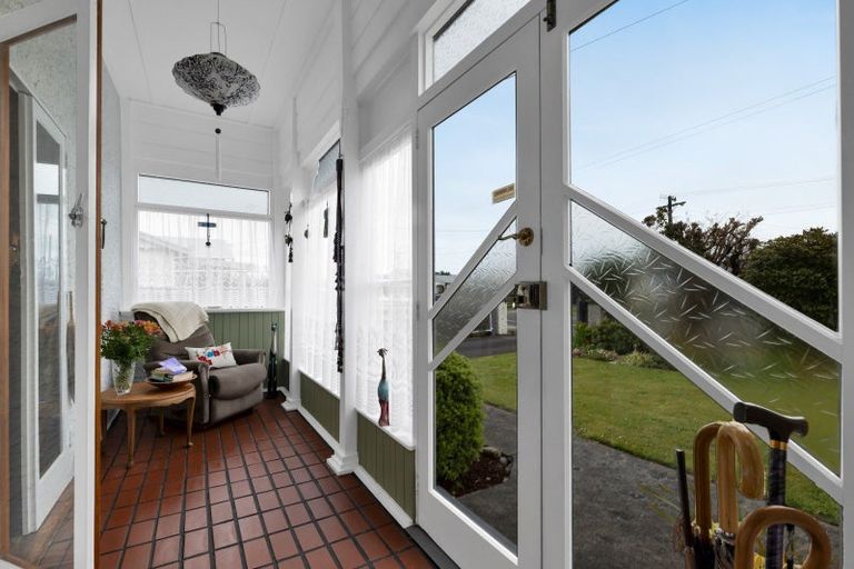 Photo of property in 22 Caledonia Street, Hawera, 4610