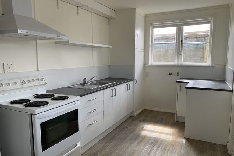 Photo of property in 1/45 Pine Avenue, Ebdentown, Upper Hutt, 5018