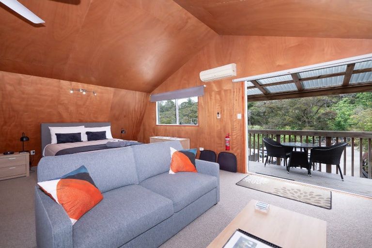 Photo of property in 9 Oromahoe Road, Opua, 0200