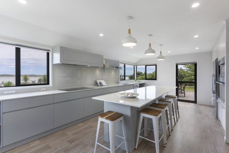 Photo of property in 55 St Annes Crescent, Wattle Downs, Auckland, 2103