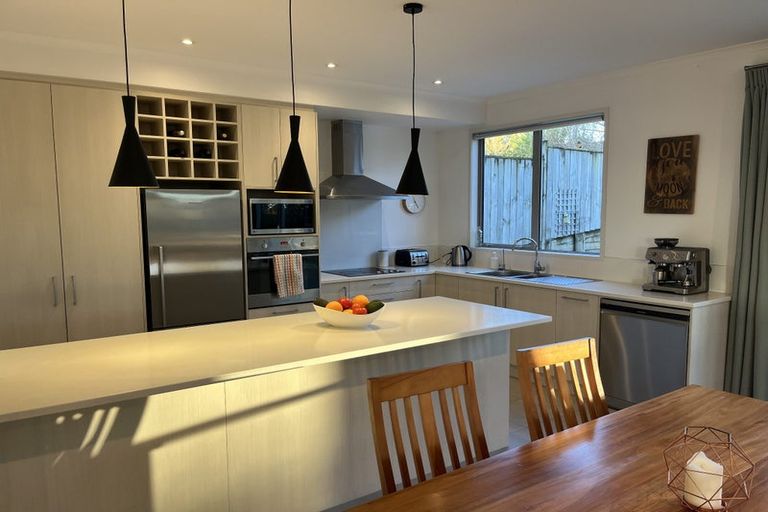 Photo of property in 11 Vera Court, Silverdale, 0932