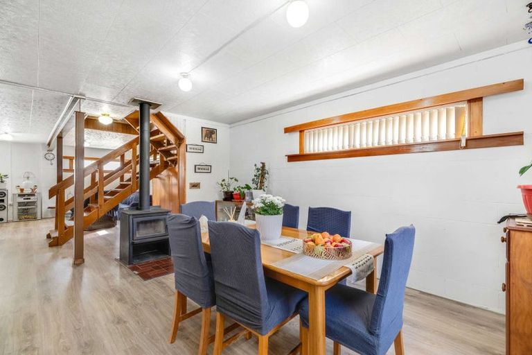 Photo of property in 91 Barrys Road, Glendene, Auckland, 0602