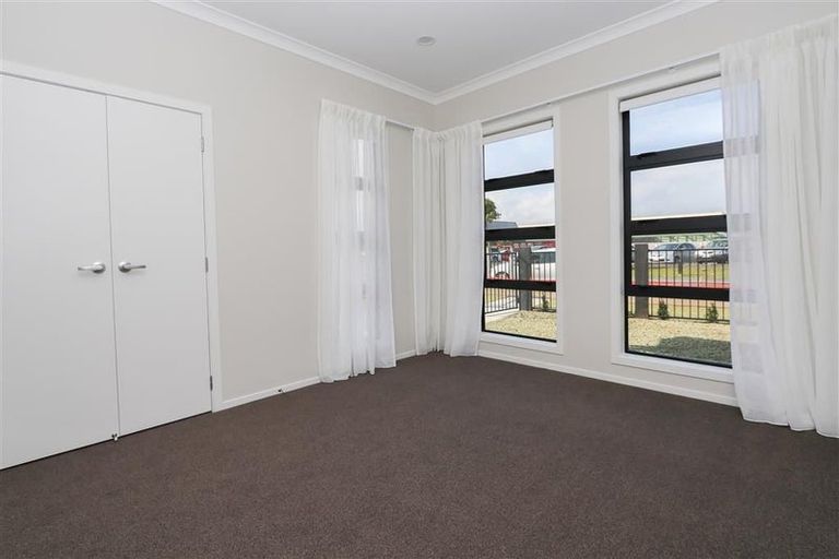 Photo of property in 1/2 Lambert Court, Glenview, Hamilton, 3206