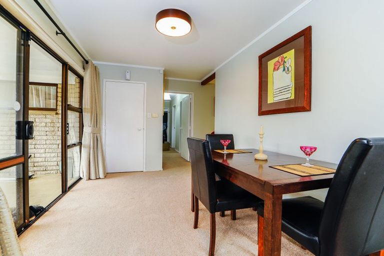 Photo of property in 1/31 Tane Street, New Lynn, Auckland, 0600
