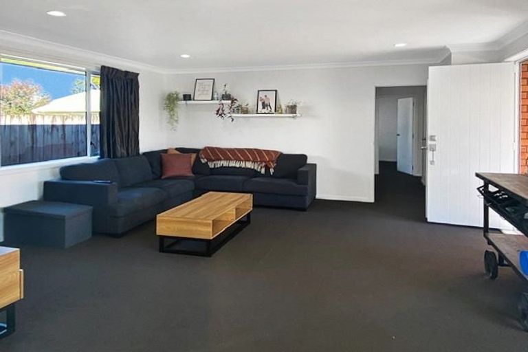 Photo of property in 12 Cicada Place, Kihikihi, Te Awamutu, 3800