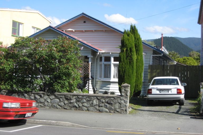 Photo of property in 346 Hardy Street, Nelson, 7010