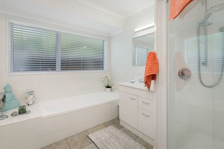 Photo of property in 34 Belmont Rise, Katikati, 3129