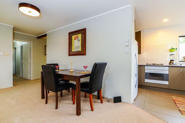 Photo of property in 1/31 Tane Street, New Lynn, Auckland, 0600