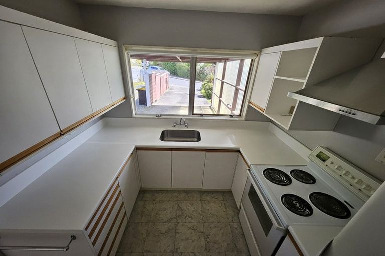 Photo of property in 19a Caesars Place, Churton Park, Wellington, 6037