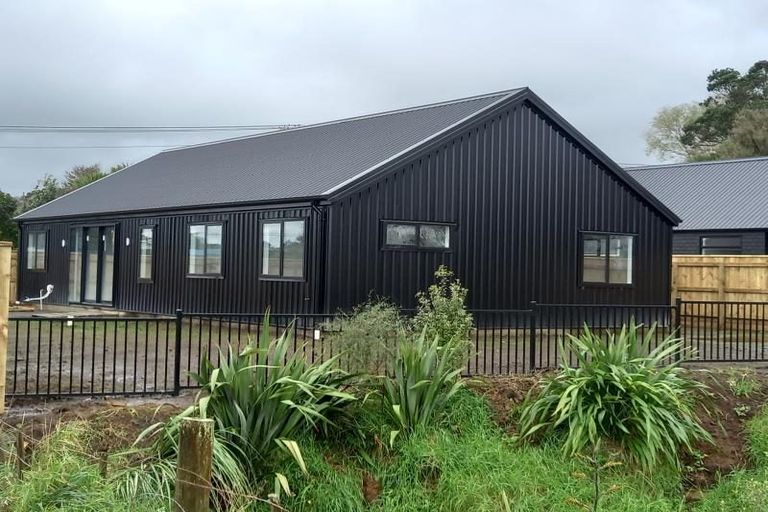 Photo of property in 2 Fox Street, Okato, 4335