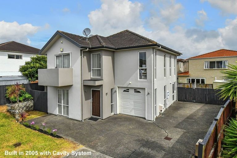 Photo of property in 9 Bezar Place, Flat Bush, Auckland, 2016