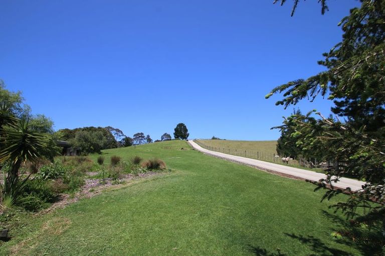 Photo of property in 114a Mahoenui Valley Road, Coatesville, Albany, 0793