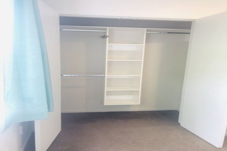 Photo of property in 21a Cityview Place, Massey, Auckland, 0614