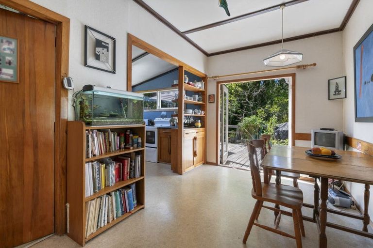 Photo of property in 26 Woodlands Crescent, Browns Bay, Auckland, 0630
