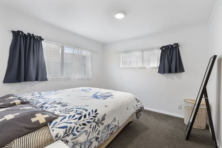 Photo of property in 2a Brasell Street, Fairfield, Lower Hutt, 5011