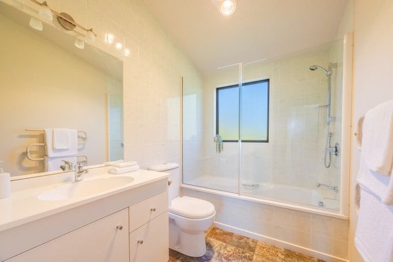 Photo of property in 1/248 Racecourse Road, Waipukurau, 4282