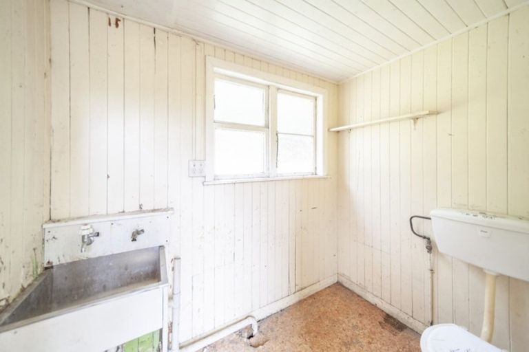 Photo of property in 102 Abbotsford Road, Waipawa, 4210