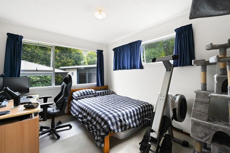 Photo of property in 73 Oakfield Crescent, Pukete, Hamilton, 3200