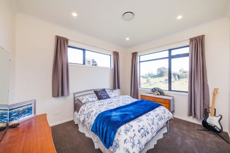 Photo of property in 33 Mount Biggs Road, Halcombe, Feilding, 4779
