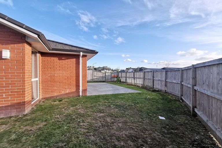 Photo of property in 52 Tupelo Street, Pukete, Hamilton, 3200