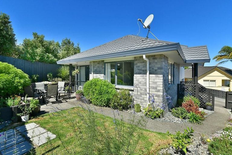 Photo of property in 5 Ellenbury Place, Stanmore Bay, Whangaparaoa, 0932