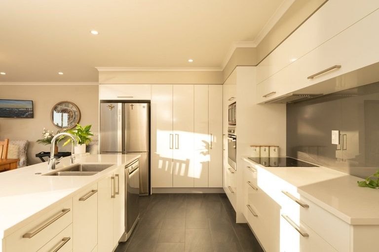 Photo of property in 18 North Bay Road, Pyes Pa, Tauranga, 3112