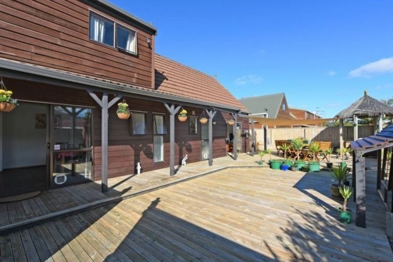 Photo of property in 21 Baltimore Crescent, Totara Park, Upper Hutt, 5018