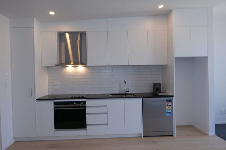 Photo of property in 19 Kamahi Place, Paraparaumu, 5032