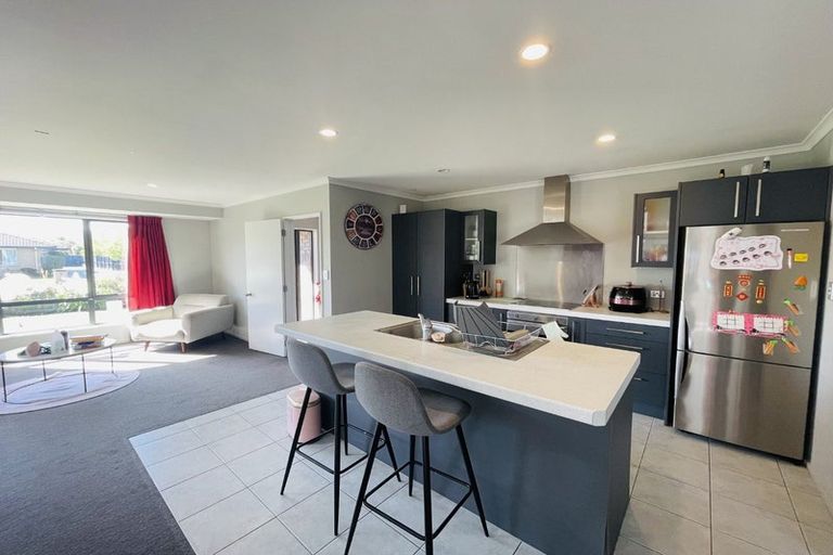 Photo of property in 3 Cunneen Place, Aidanfield, Christchurch, 8025