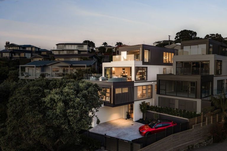 Photo of property in 52 Beach Road, Castor Bay, Auckland, 0620