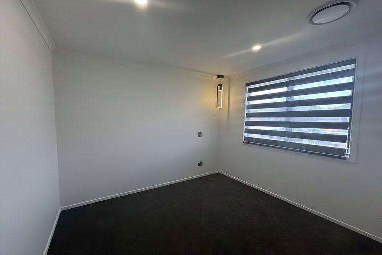 Photo of property in 16 Waterford Farm Road, Halswell, Christchurch, 8025