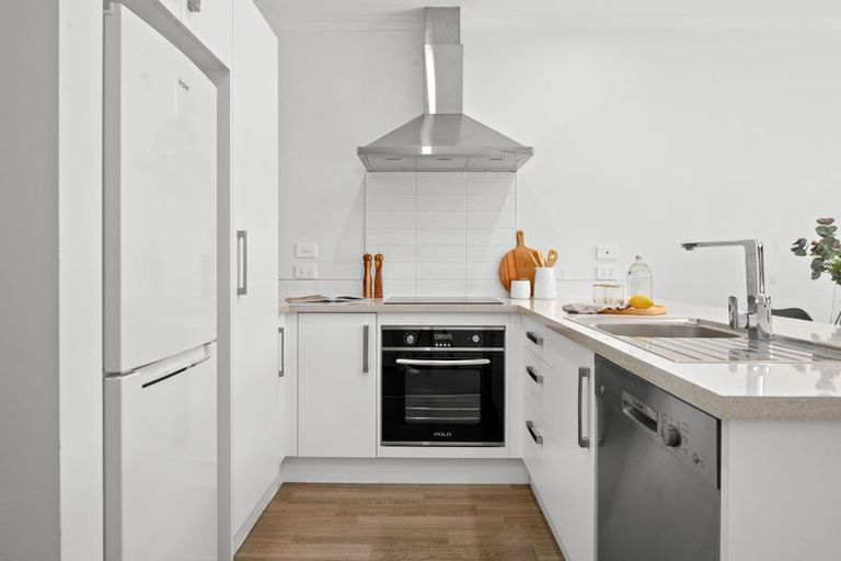 Photo of property in 2/19 Dowding Street, Melville, Hamilton, 3206