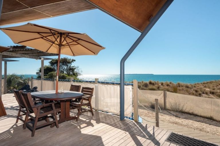 Photo of property in 65 Motiti Road, Papamoa Beach, Papamoa, 3118