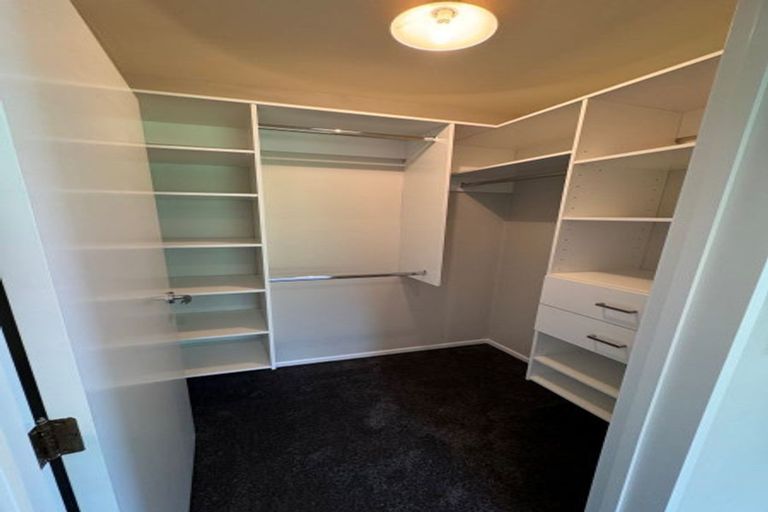 Photo of property in 2/281 Memorial Avenue, Burnside, Christchurch, 8053