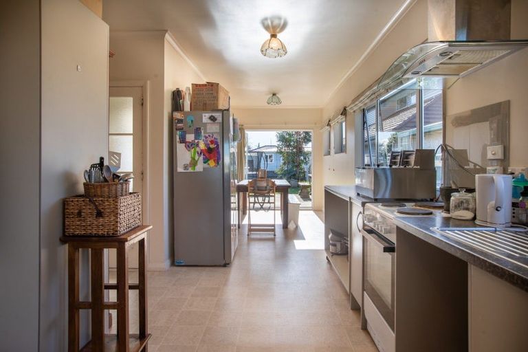 Photo of property in 45 Christian Street, Dannevirke, 4930