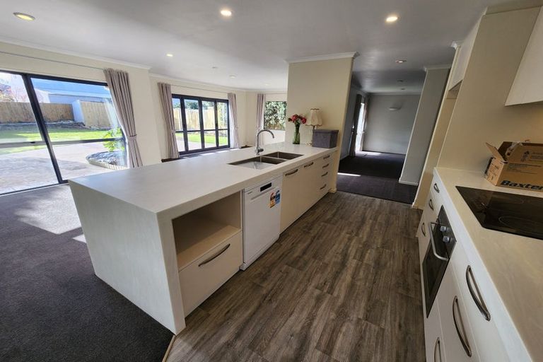 Photo of property in 2 Rawei Place, Harewood, Christchurch, 8051