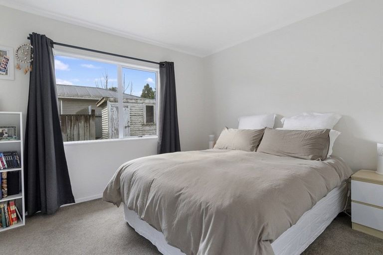 Photo of property in 15b Queen Road, Bellevue, Tauranga, 3110