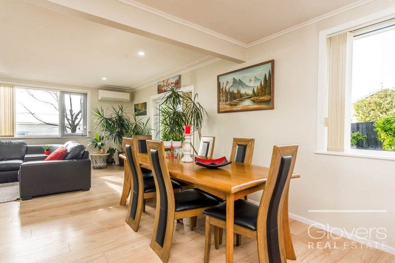 Photo of property in 236 Whitney Street, Blockhouse Bay, Auckland, 0600