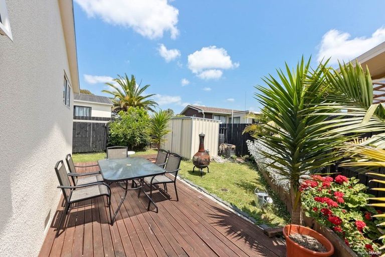 Photo of property in 22 Clover Drive, Henderson, Auckland, 0610