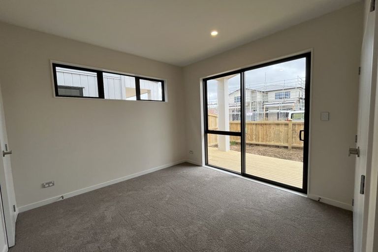 Photo of property in 20 Kapeta Lane, Karaka, 2113