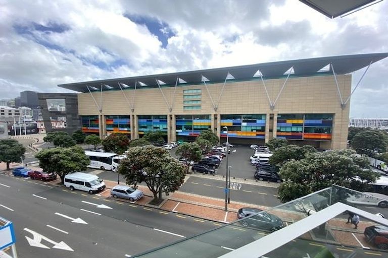 Photo of property in Piermont Apartments, 3a/82 Cable Street, Te Aro, Wellington, 6011