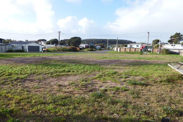 Photo of property in 2 Omanu Street, Koitiata, Wanganui, 4581