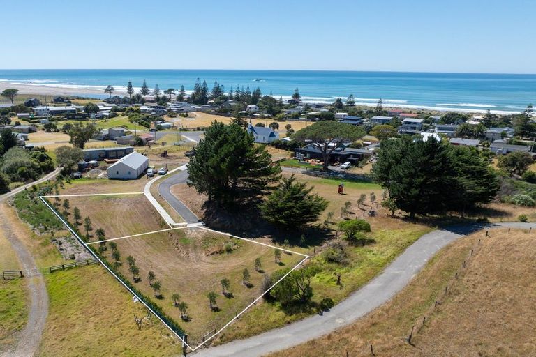 Photo of property in 12 The Rise, Riversdale Beach, 5872