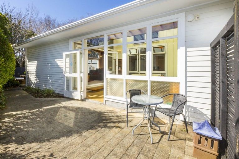 Photo of property in 43 Burns Grove, Trentham, Upper Hutt, 5018