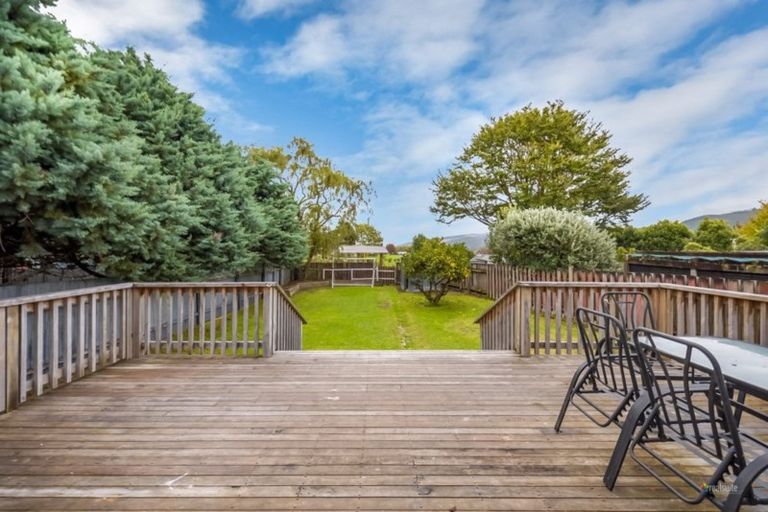 Photo of property in 58 Fraser Crescent, Elderslea, Upper Hutt, 5018