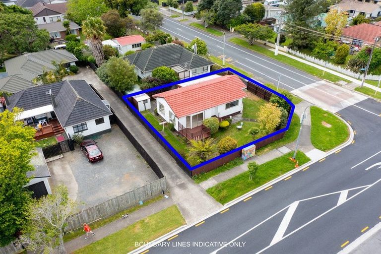 Photo of property in 1/45 Grove Road, Papakura, 2110